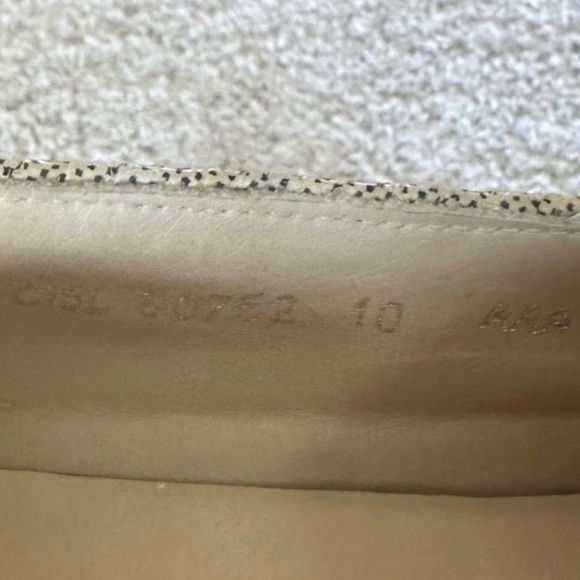 Authentic Stuart Weitzman loafer - Picture 4 of 5